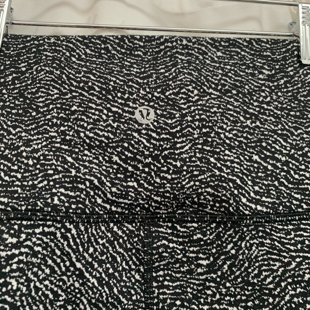 Lululemon iconic WU - Picture 3 of 3
